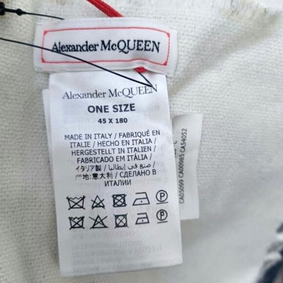 Alexander McQueen Oversized Graffiti Logo Scarf Ivory Silver Wool Silk NWT Rare - Picture 13 of 16
